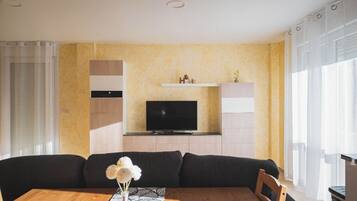 Smart-tv en een open haard