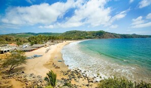 Beach nearby, white sand - Villa Celeste (Chacala)