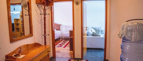 Family Apartment, 2 Bedrooms, City View | Living area
