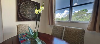 Charming 3-bedroom house in Serene Myakka City near Freedom Factory & Terranova