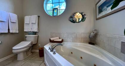Charming 3-bedroom house in Serene Myakka City near Freedom Factory & Terranova