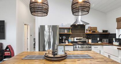 Beautiful new home in Elkhorn, at Lake Wandawega.