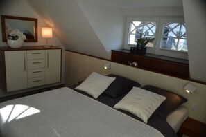 3 soverom, safe på rommet, strykejern/-brett og wi-fi