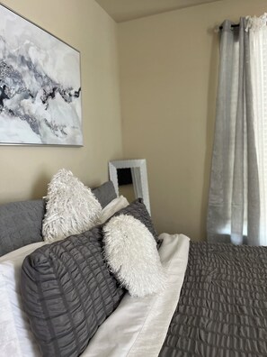2 chambres, fer et planche Ă repasser, Wi-Fi, draps fournis