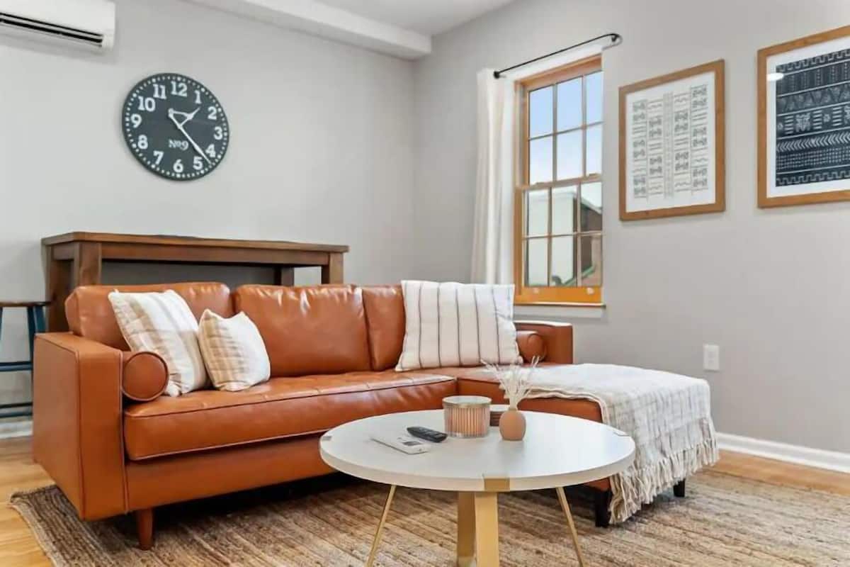Signature Apartment, Kitchen, City View | Living area