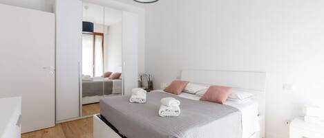 2 Schlafzimmer, Bügeleisen/Bügelbrett, WLAN, Bettwäsche