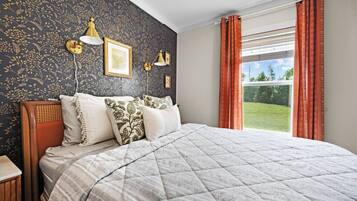 1 bedroom, desk, iron/ironing board, free WiFi