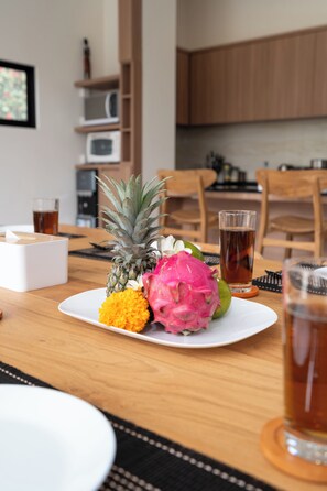 In-room dining - Zen Coliving Canggu (Canggu)