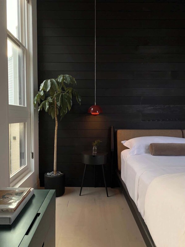 1 bedroom, iron/ironing board, WiFi