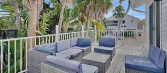 Experience paradise! Three bedrooms in Fort Myers Beach accommodation up to 10+ 