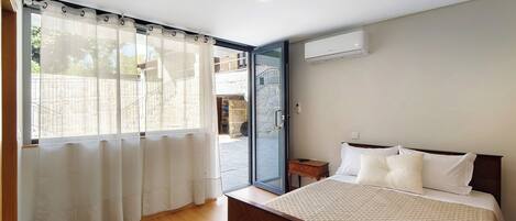 1 soverom, wi-fi (inkludert) og sengetøy