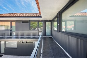 Property grounds - Room 'Quarto 8' with Mountain View, Wi-Fi and Air Conditioning (Rossas)