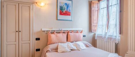 1 غرفة نوم وواي فاي مجانًا وملاءات أسرّة