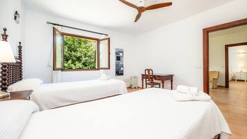 5 sovrum, gratis wi-fi och sÀngklÀder