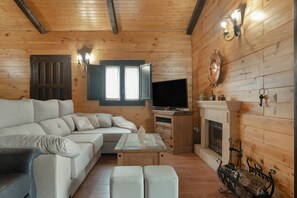 Televisie en een open haard