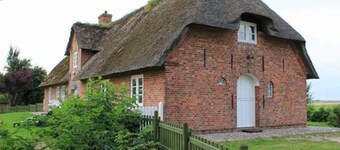 Casa vacanze 'Friesenhaus Hörn' con terrazza privata, giardino privato e Wi-Fi