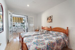 1 soverom, strykejern/-brett, wi-fi (inkludert) og sengetøy