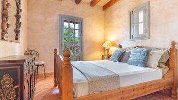 5 Schlafzimmer, BĂŒgeleisen/BĂŒgelbrett, kostenloses WLAN, BettwĂ€sche