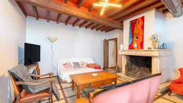 Una mesa de tenis de mesa