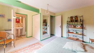 1 chambre, Wi-Fi gratuit, draps fournis