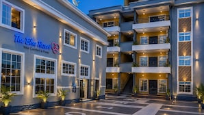 Front of property - The Blue Resort (Yaoundé)