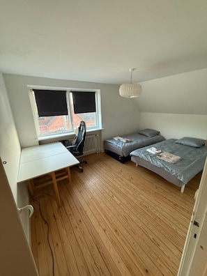 Slaapzaal, 1 slaapkamer, roken | 1 slaapkamer