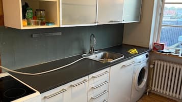 Shared Dormitory, 1 Bedroom, Smoking | Interior