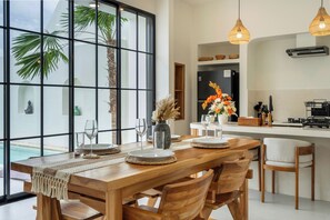 Villa, 3 hálószobával, kilátással az óceánra | Étkező