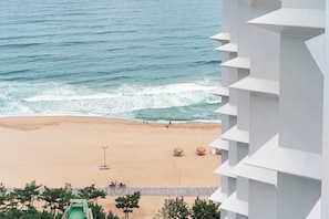 Premier Suite Ocean | Chambres insonorisées, fer et planche à repasser, Wi-Fi gratuit