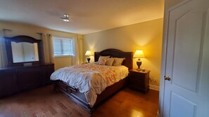 3 soverom, skrivebord, strykejern/-brett og wi-fi (inkludert)