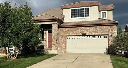 3 bedroom home in Golf Course Community. Short distance to Airport.