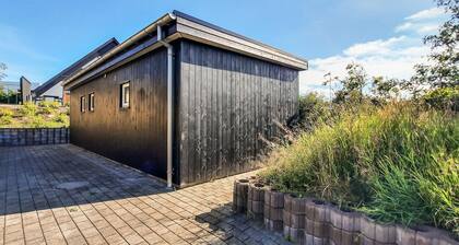 Stunning apartment in Skagen with WiFi