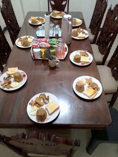 Room 105 at Liezels Bed & Breakfast in the friendly town of Plompon