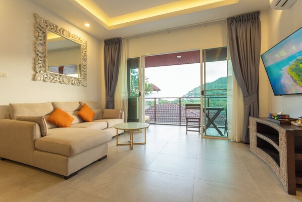 Flat-screen TV - 2Beds Award Winning Nai Han Beach c126 (Rawai)