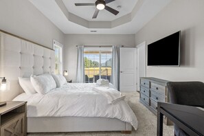 6 室のベッドルーム、アイロン / アイロン台、WiFi (無料)、ベッドシーツ