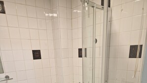 Dusj og håndklær