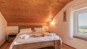 2 Schlafzimmer, Bügeleisen/Bügelbrett, kostenloses WLAN, Bettwäsche