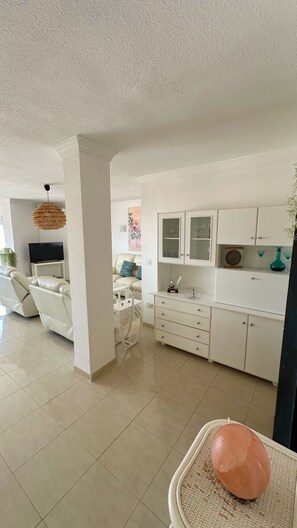 TV - Deluxe Apartment Torrox Costa (Llanos, Los (Torrox-Costa))