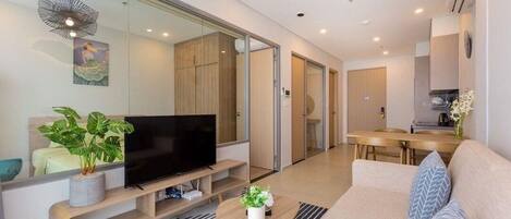 Deluxe-Apartment | Hochwertige Bettwaren, Betten mit Memory-Foam-Matratzen