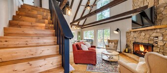 Cheerful Chalet w/Hot Tub, Views, & Rock Fireplace