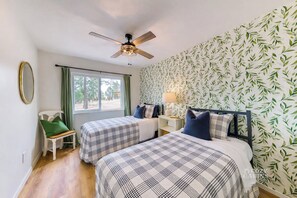 3 bedrooms, WiFi, bed sheets