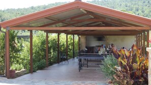 屋外ダイニングエリア