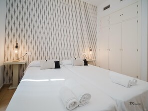 1 habitación, tabla de planchar con plancha, internet y ropa de cama 