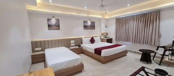 HOTEL THE GRAND MURLI