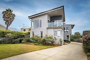 Exterior - Ocean Views | Spacious House | Pet Friendly (Ocean Grove)