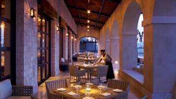 تناول الطعام