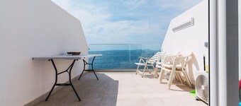 WELCS APARTAMENTO 181 EMP con vistas al mar