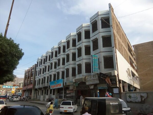 Exterior - Hotel Qasr-e-Naz (Quetta)