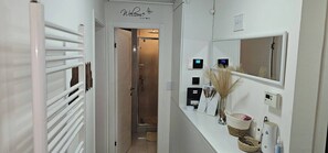 Appartement, 3 chambres | Salle de bain