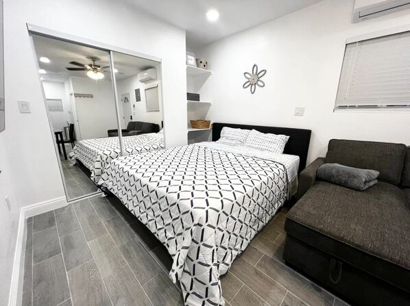 1 bedroom, WiFi, bed sheets